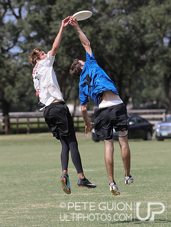 Mischief vs Overhaul. Cross-over play, Friday, 2012 Club Nationals