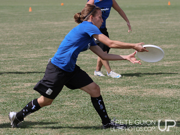 Mischief vs Overhaul. Cross-over play, Friday, 2012 Club Nationals