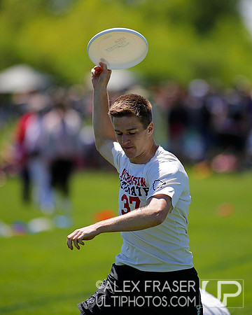 Friday Round 2 - 2015 USAU DI College Championships