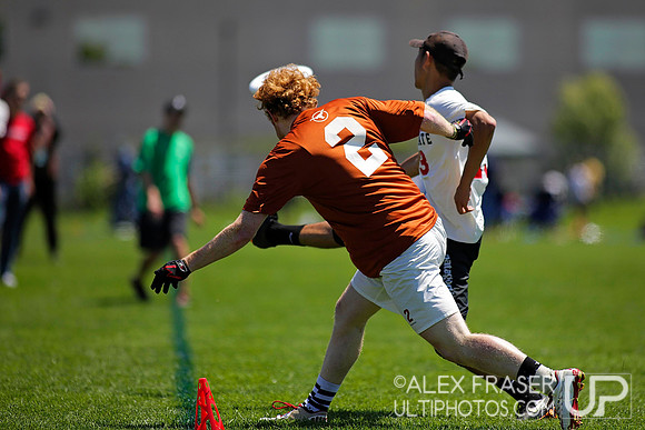 Friday Round 2 - 2015 USAU DI College Championships
