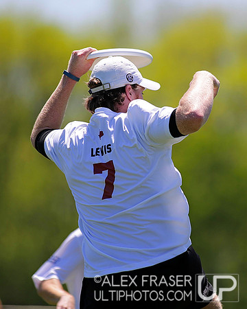 Friday Round 3 - 2015 USAU DI College Championships