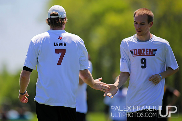 Friday Round 3 - 2015 USAU DI College Championships