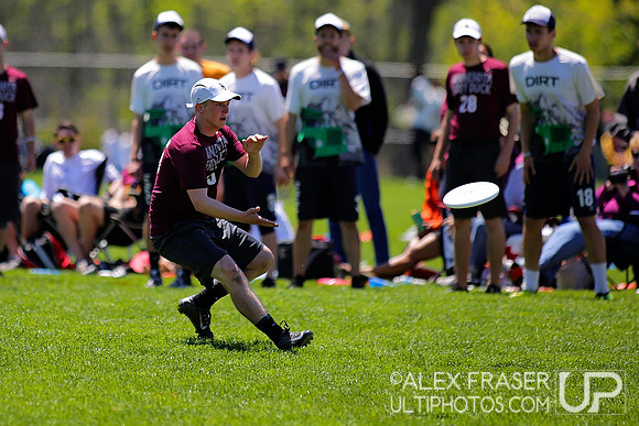 Friday Round 3 - 2015 USAU DI College Championships