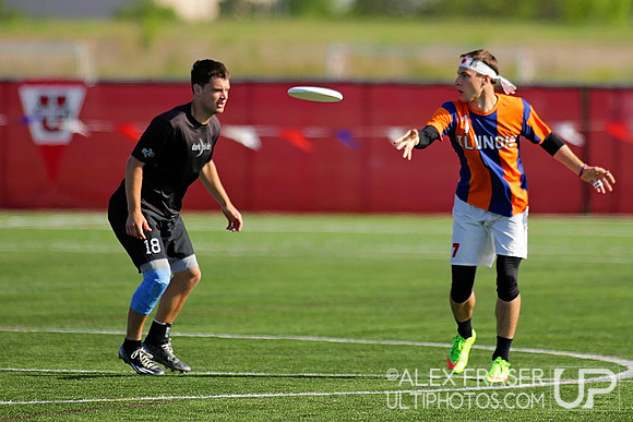 Friday Round 5 - 2015 USAU DI College Championships