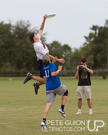 Doublewide vs Johnny Bravo. Open Division Pool Play, Thursday, Oct 2012.