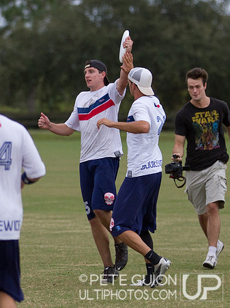 Doublewide vs Johnny Bravo. Open Division Pool Play, Thursday, Oct 2012.