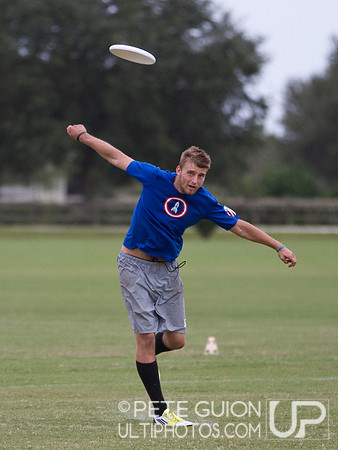 Doublewide vs Johnny Bravo. Open Division Pool Play, Thursday, Oct 2012.
