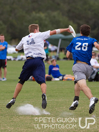 Doublewide vs Johnny Bravo. Open Division Pool Play, Thursday, Oct 2012.