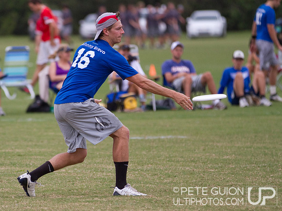 Doublewide vs Johnny Bravo. Open Division Pool Play, Thursday, Oct 2012.