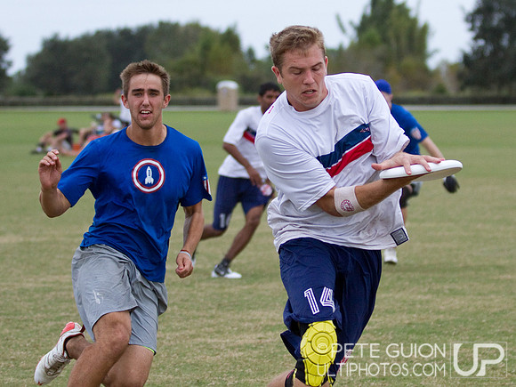 Doublewide vs Johnny Bravo. Open Division Pool Play, Thursday, Oct 2012.