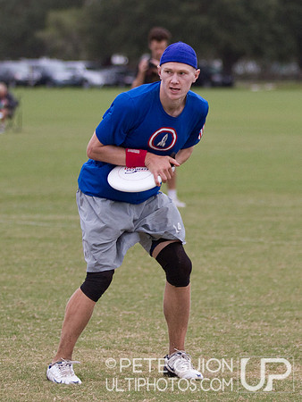Doublewide vs Johnny Bravo. Open Division Pool Play, Thursday, Oct 2012.