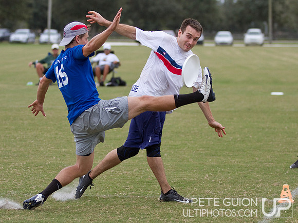 Doublewide vs Johnny Bravo. Open Division Pool Play, Thursday, Oct 2012.