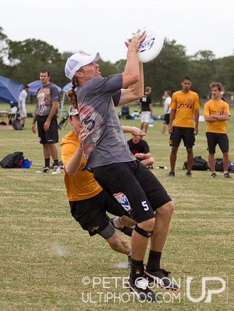 PoNY vs Truck Stop. Open Division Pool Play, Thursday, Oct 2012.