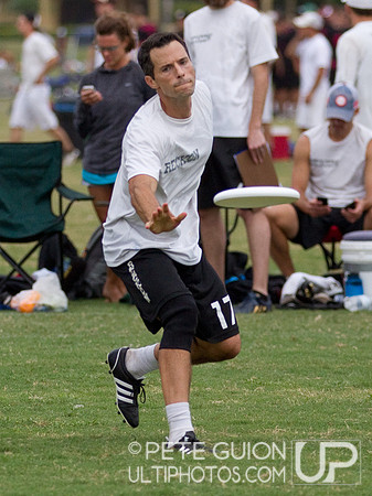Johnny Encore vs Reckon. Master's Division Pool Play, Thursday, Oct 2012