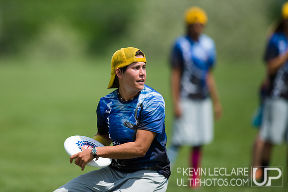 2014 USAU D-I College Champs Saturday Round 4 Action