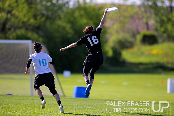 Saturday Round 1 - 2015 USAU DI College Championships
