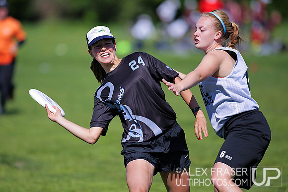 Saturday Round 1 - 2015 USAU DI College Championships