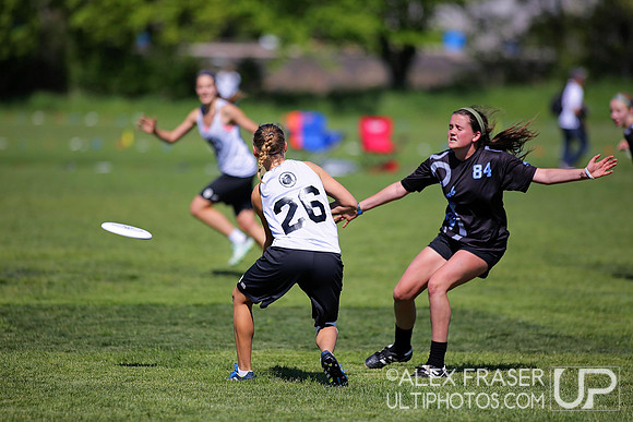 Saturday Round 1 - 2015 USAU DI College Championships