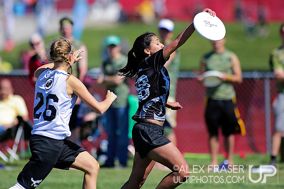 Saturday Round 1 - 2015 USAU DI College Championships