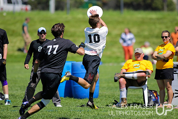 Saturday Round 2 - 2015 USAU DI College Championships