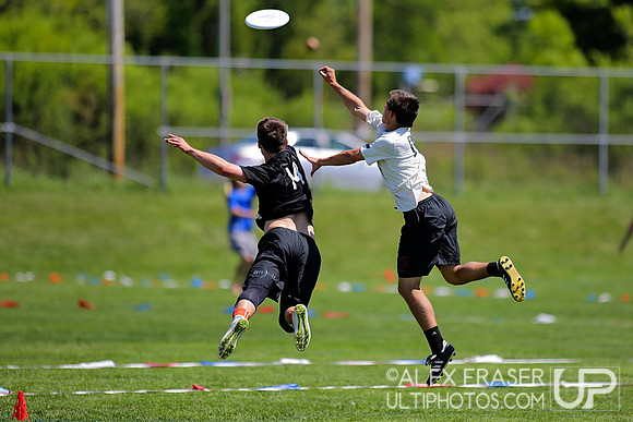 Saturday Round 2 - 2015 USAU DI College Championships