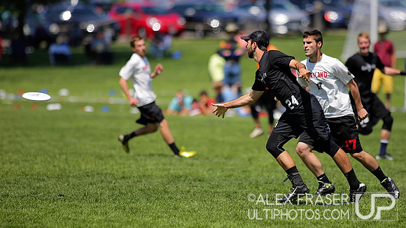 Saturday Round 2 - 2015 USAU DI College Championships