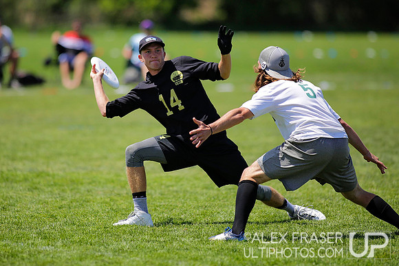 Saturday Round 3 - 2015 USAU DI College Championships