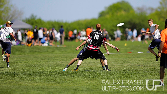 Saturday Round 4 - 2015 USAU DI College Championships