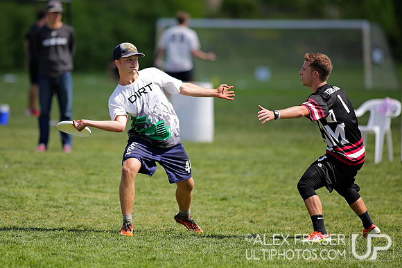Saturday Round 4 - 2015 USAU DI College Championships