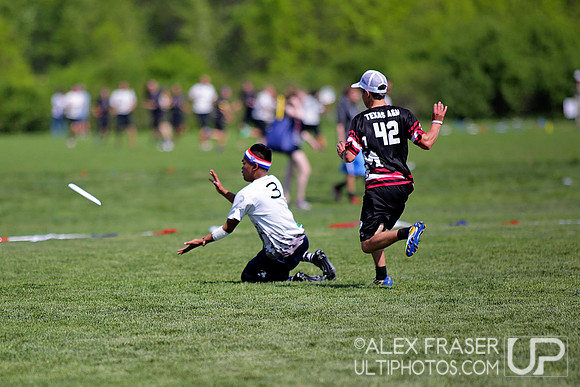 Saturday Round 4 - 2015 USAU DI College Championships