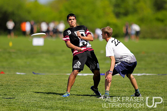 Saturday Round 4 - 2015 USAU DI College Championships