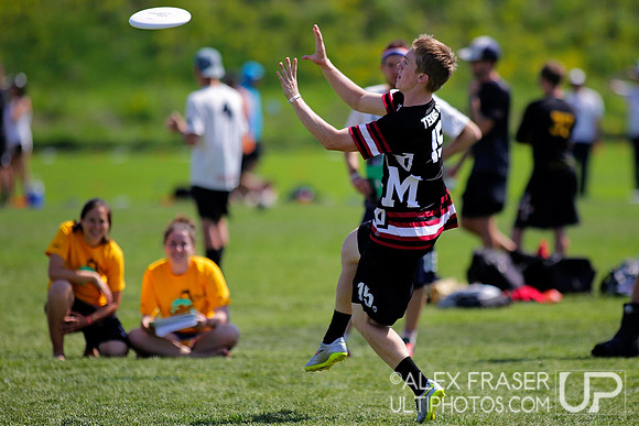 Saturday Round 4 - 2015 USAU DI College Championships