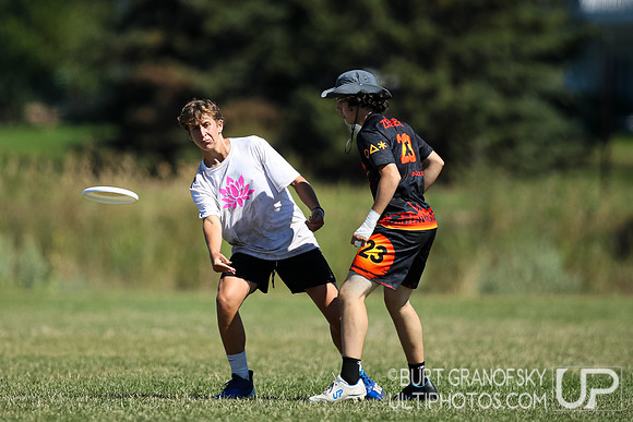 USA Ultimate YCC 2022 -- U17 Boys Semifinals Action