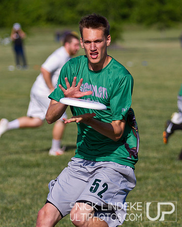 2014 USAU D-I College Champs Friday Action