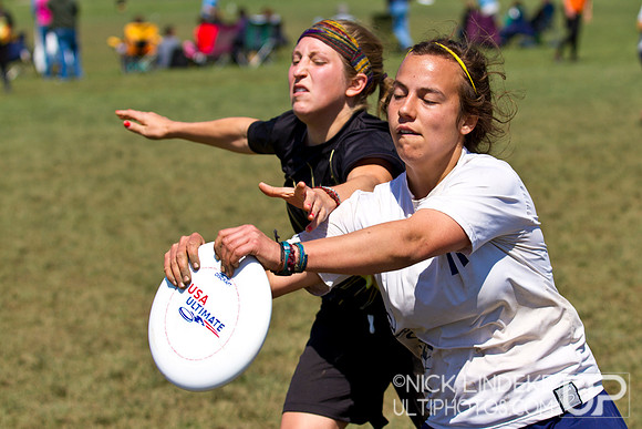 Sunday Action - D-III College Championships