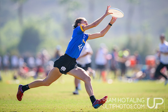 Fury vs Phoenix at USAU Club Championships, Surf Cup Sports Park