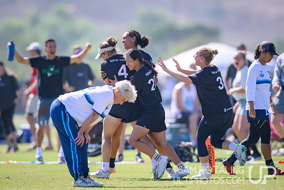BENT vs Molly Brown at USAU Club Championships, Surf Cup Sports Park