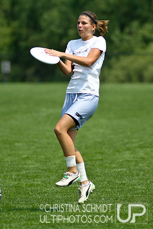 2012 USAU D-I College Championships Saturday Round 2 Action