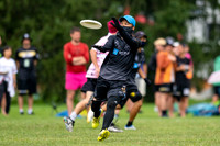 Buzz Bullets vs Seattle Sockeye in pool play at World Ultimate Club Championships