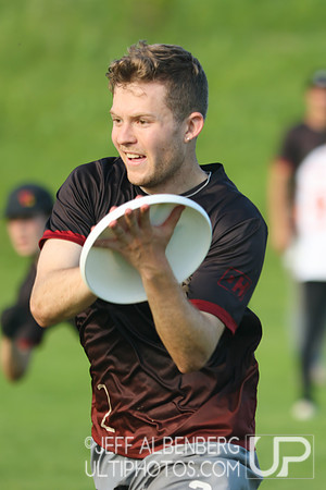 Pool play at USAU D1 College Championships