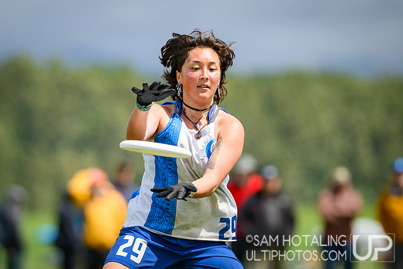 Lewis & Clark Artemis vs Whitman Sweets in quarterfinals at USAU D-III College Championships