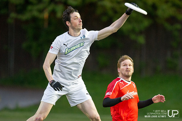 Nighthawks_Rainmakers_20140510_202720_JBP01057