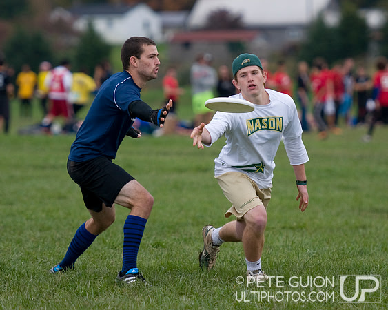 Round 4 Pool Play action from Patriot Games 2011.