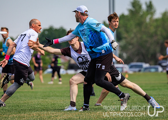 Aurora, CO: USAU Masters Championships 2025. Saturday, July 19,