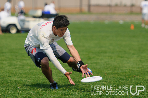 2012 USAU D-I College Championships Saturday Action