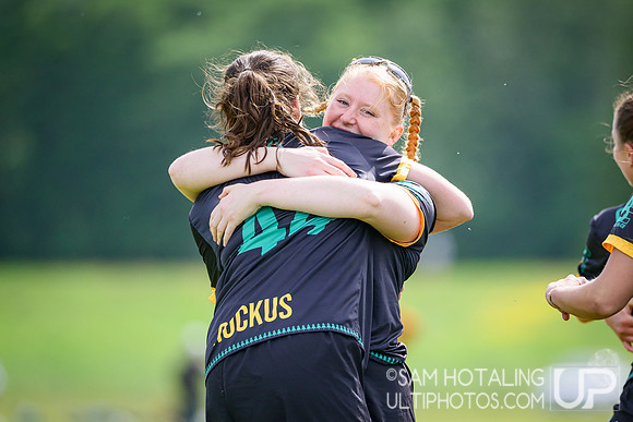 Tufts EWO vs Vermont Ruckus in quarterfinals at USAU D-I College Championships