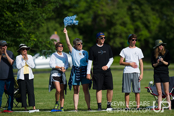 2014 USAU D-I College Champs Sunday Qtrs Action