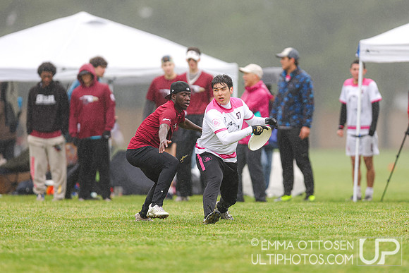 Saturday full coverage from USAU D-IIII College Championships, Pool Play Round 1: Claremont vs OKC