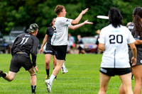 SMOG 1 vs SUFC Valhalla in pool play at World Ultimate Club Championships
