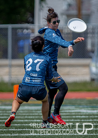 Milwaukee Monarchs vs Philadelphia Surge